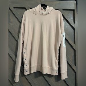 Abercrombie & Fitch hoodie
Pale pink